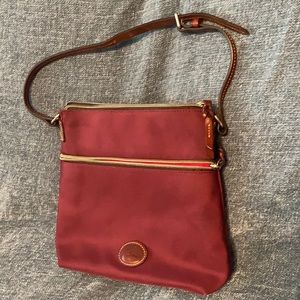 Dooney and bourke purse